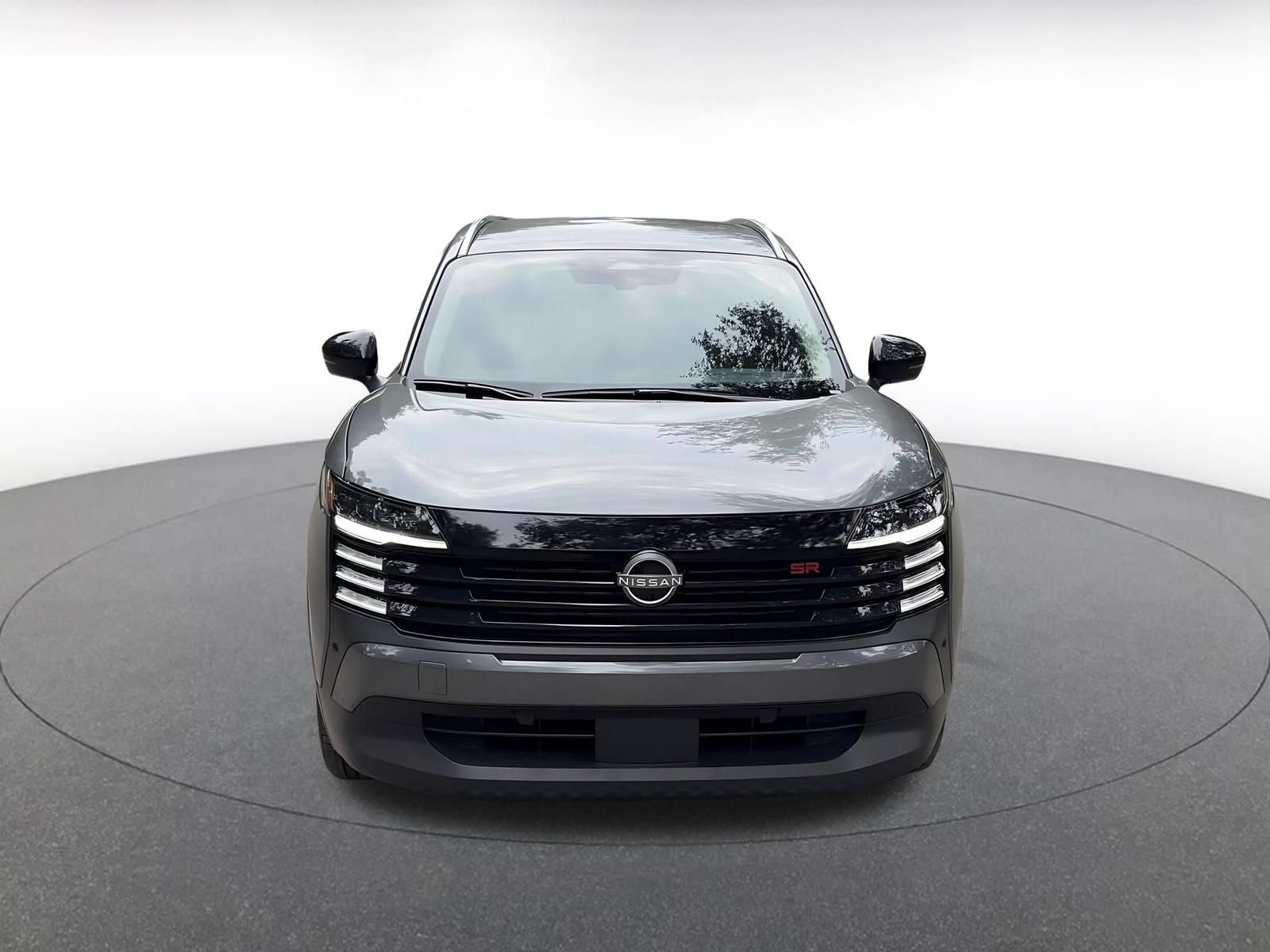 Used 2026 Nissan Kicks SR FWD image 4