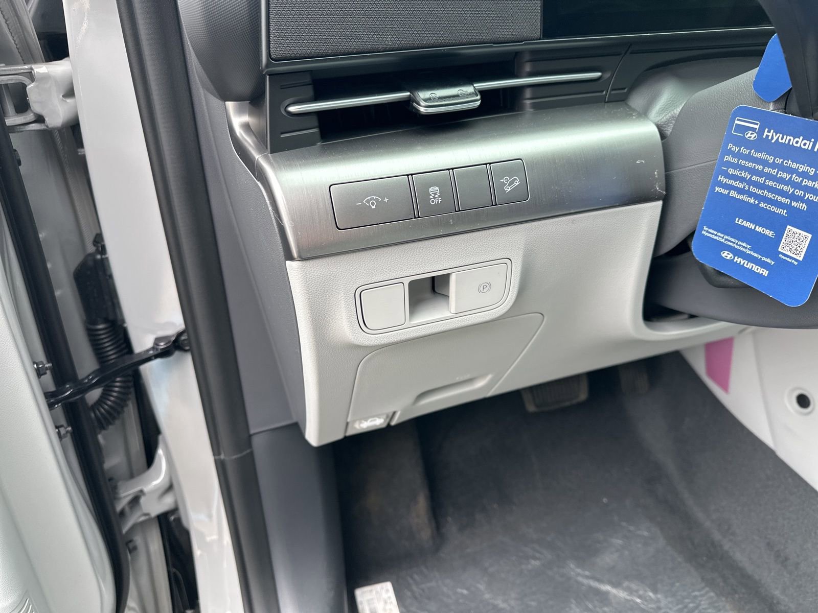 New 2026 Hyundai Kona SEL Premium AWD/4WD image 11