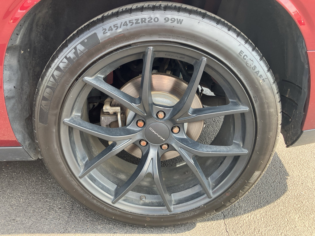 Used 2018 Dodge Challenger SXT Plus RWD image 12