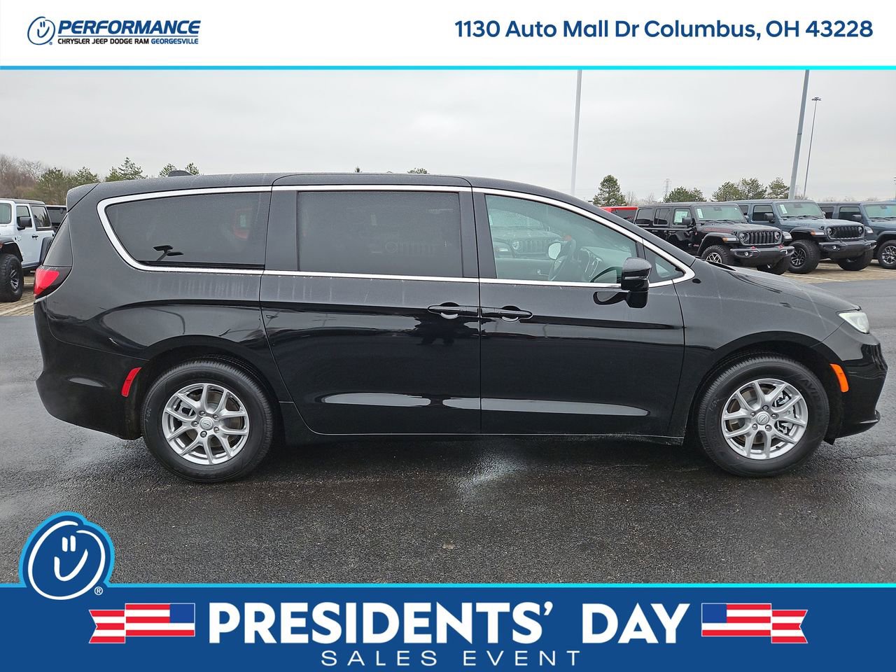 New 2026 Chrysler Pacifica Select image 8