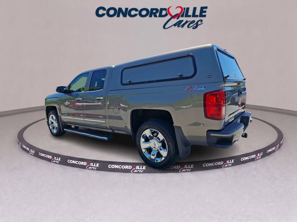 Used 2017 Chevrolet Silverado 1500 LTZ Z71 w/ LTZ Plus Package AWD/4WD image 4