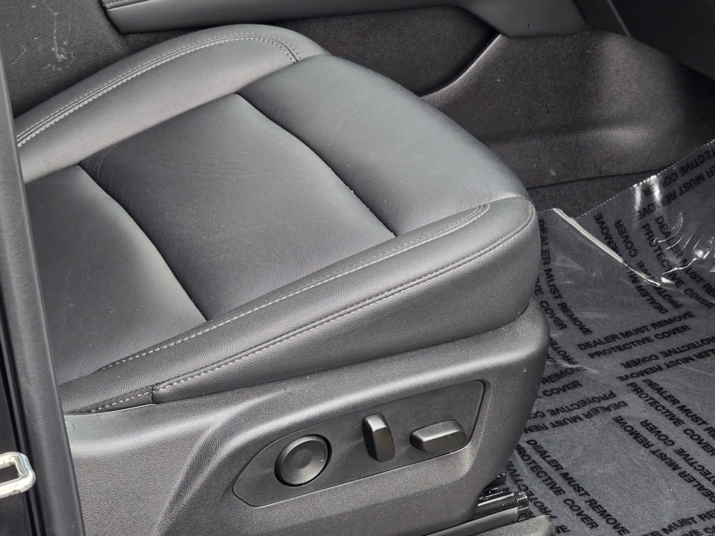 Certified 2025 Chevrolet Tahoe LT AWD/4WD image 8