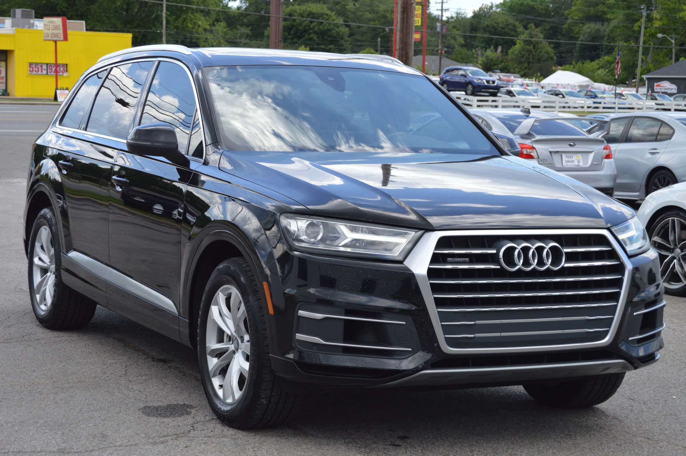 Used 2017 Audi Q7 3.0T Premium AWD/4WD image 2
