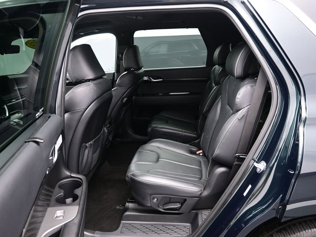 Used 2025 Hyundai Palisade Calligraphy image 15