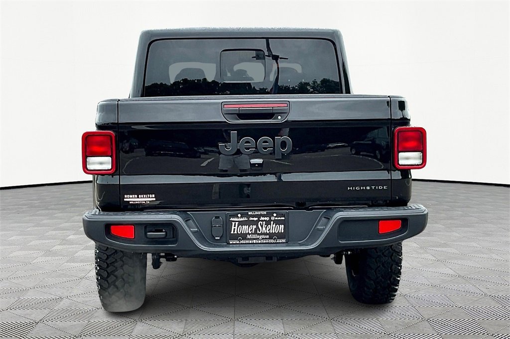 New 2025 Jeep Gladiator Sport image 4
