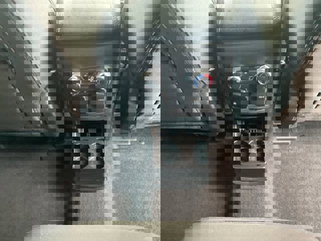 Used 2022 Ford Explorer XLT image 15