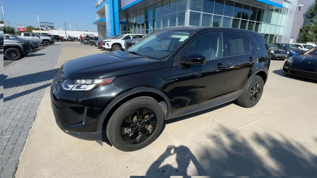 Used 2023 Land Rover Discovery Sport S image 6