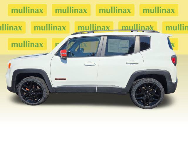 Used 2020 Jeep Renegade Latitude AWD/4WD image 8