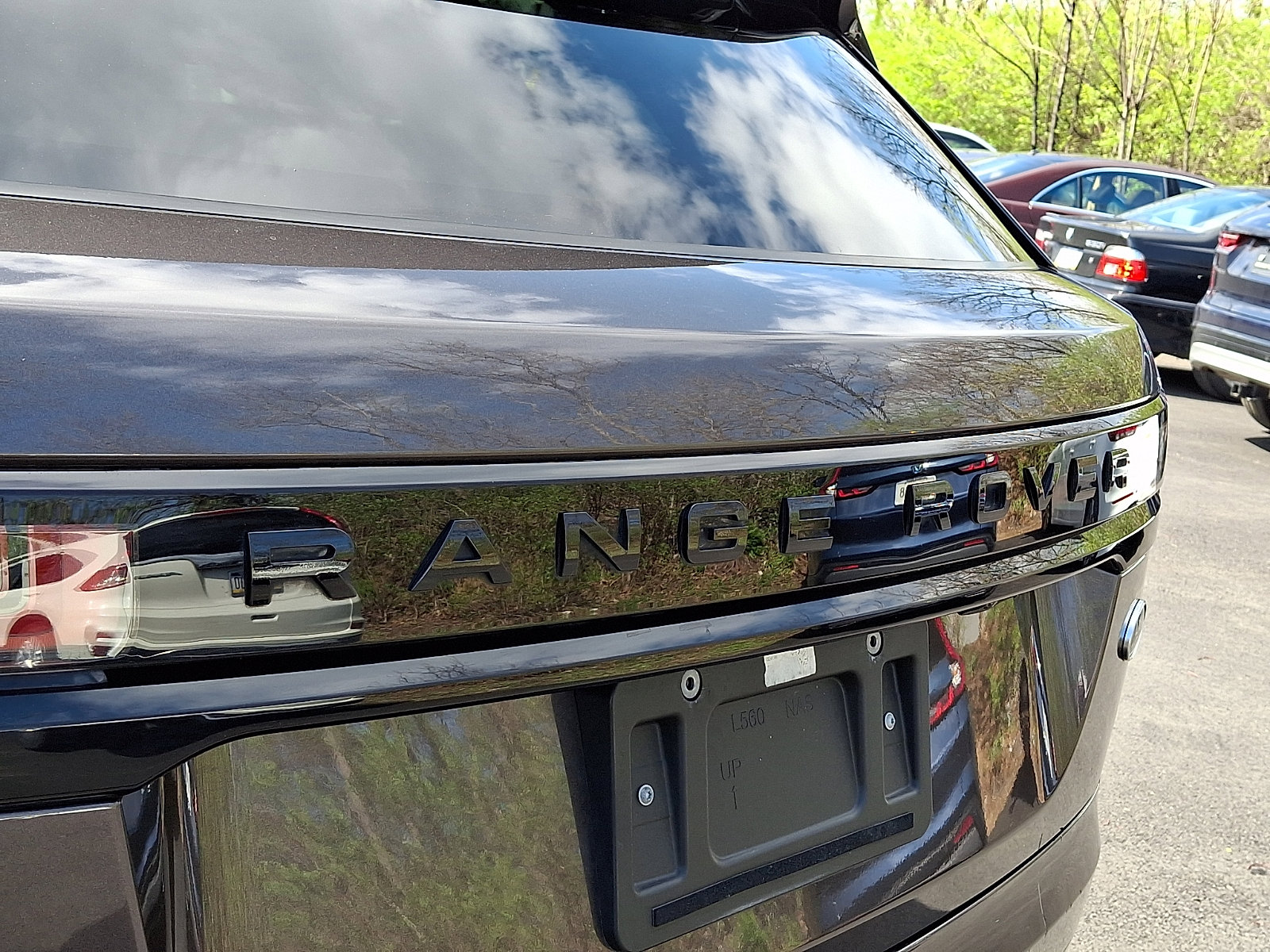 Used 2023 Land Rover Range Rover Velar R-Dynamic S image 30
