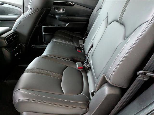 Certified 2023 Honda Pilot Touring image 19
