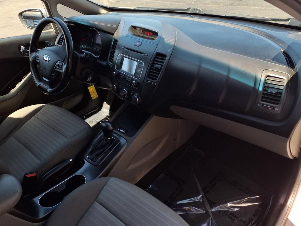 Used 2015 Kia Forte EX FWD image 22