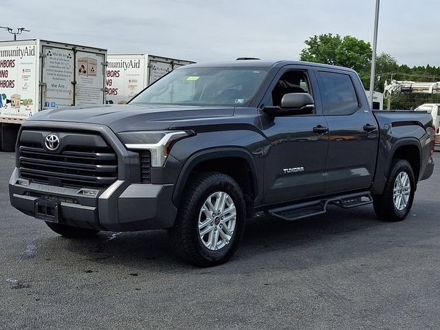 Used 2023 Toyota Tundra SR5 w/ SR5 Convenience Package AWD/4WD image 6