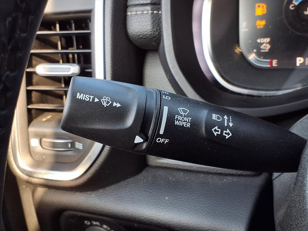 Used 2025 RAM 3500 Laramie image 17