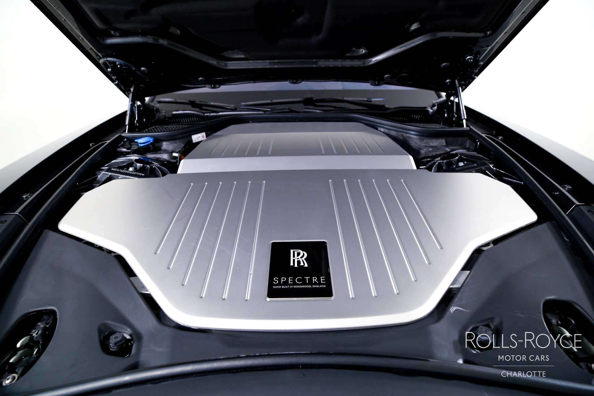 Certified 2025 Rolls-Royce Spectre w/ Spectre Launch Package image 32