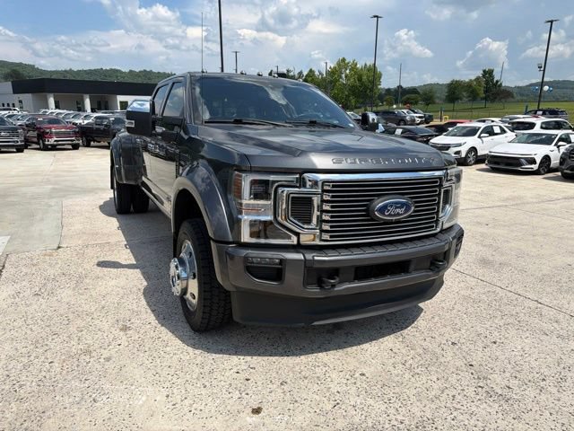 Used 2020 Ford F450 Platinum w/ FX4 Off-Road Package AWD/4WD image 3