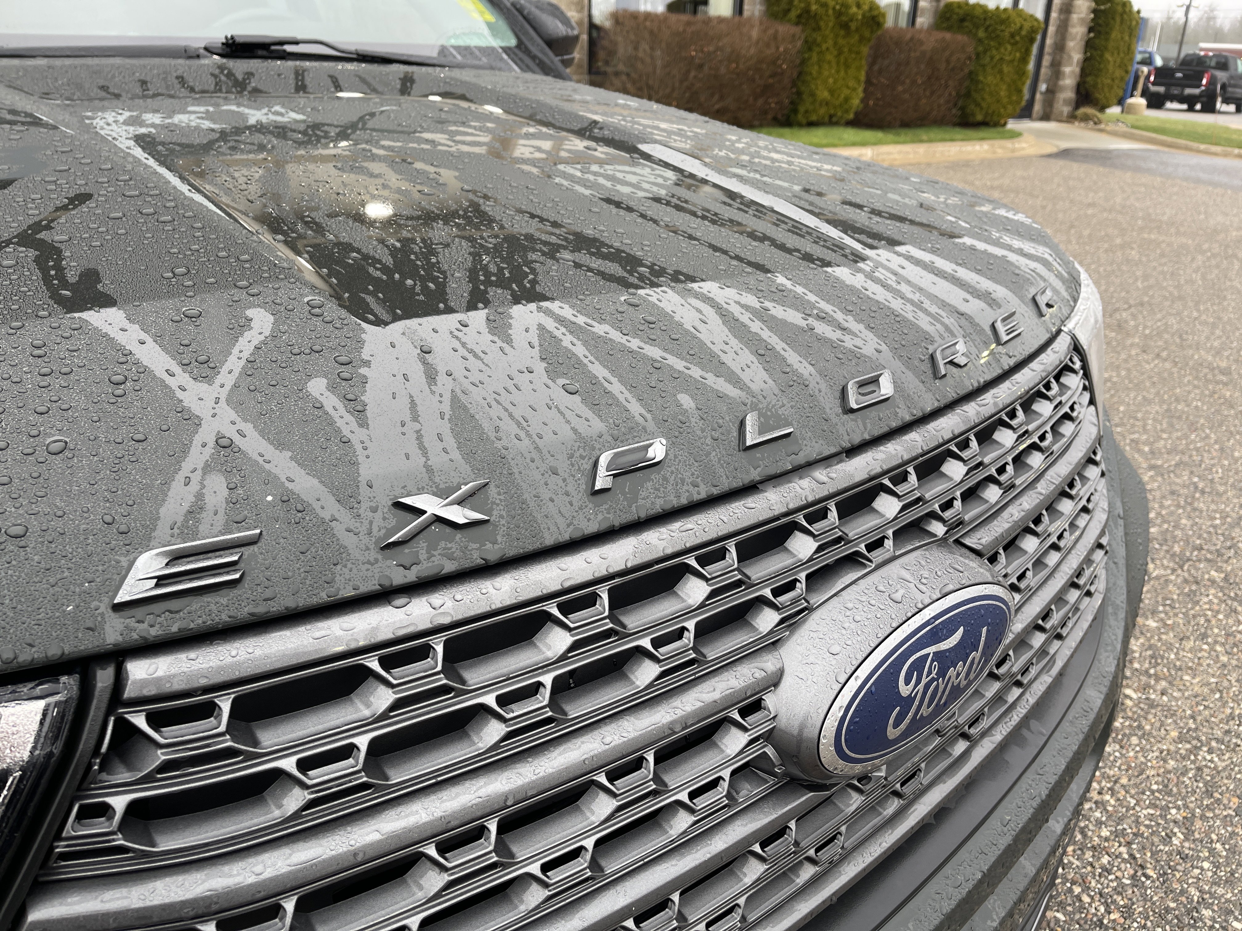 Used 2022 Ford Explorer XLT w/ Equipment Group 202A AWD/4WD image 27