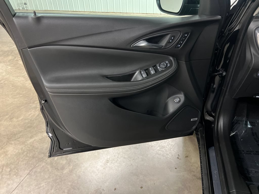 New 2026 Buick Encore GX Avenir w/ Avenir Technology Package AWD/4WD image 14