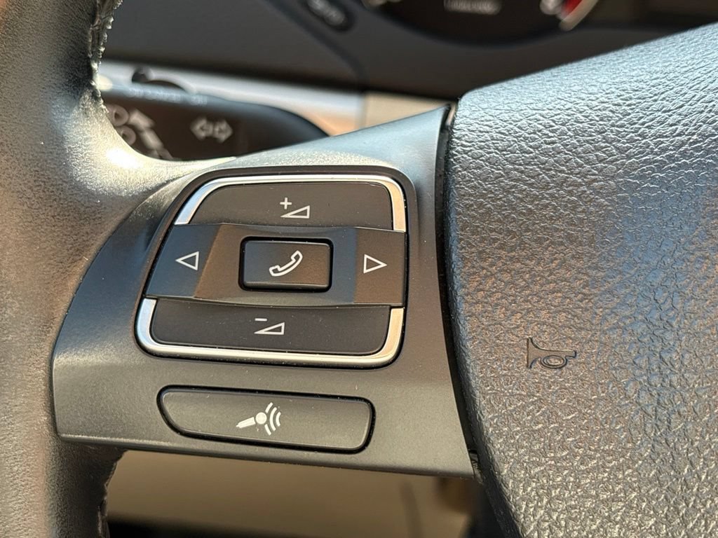 Used 2013 Volkswagen Jetta SE FWD image 17