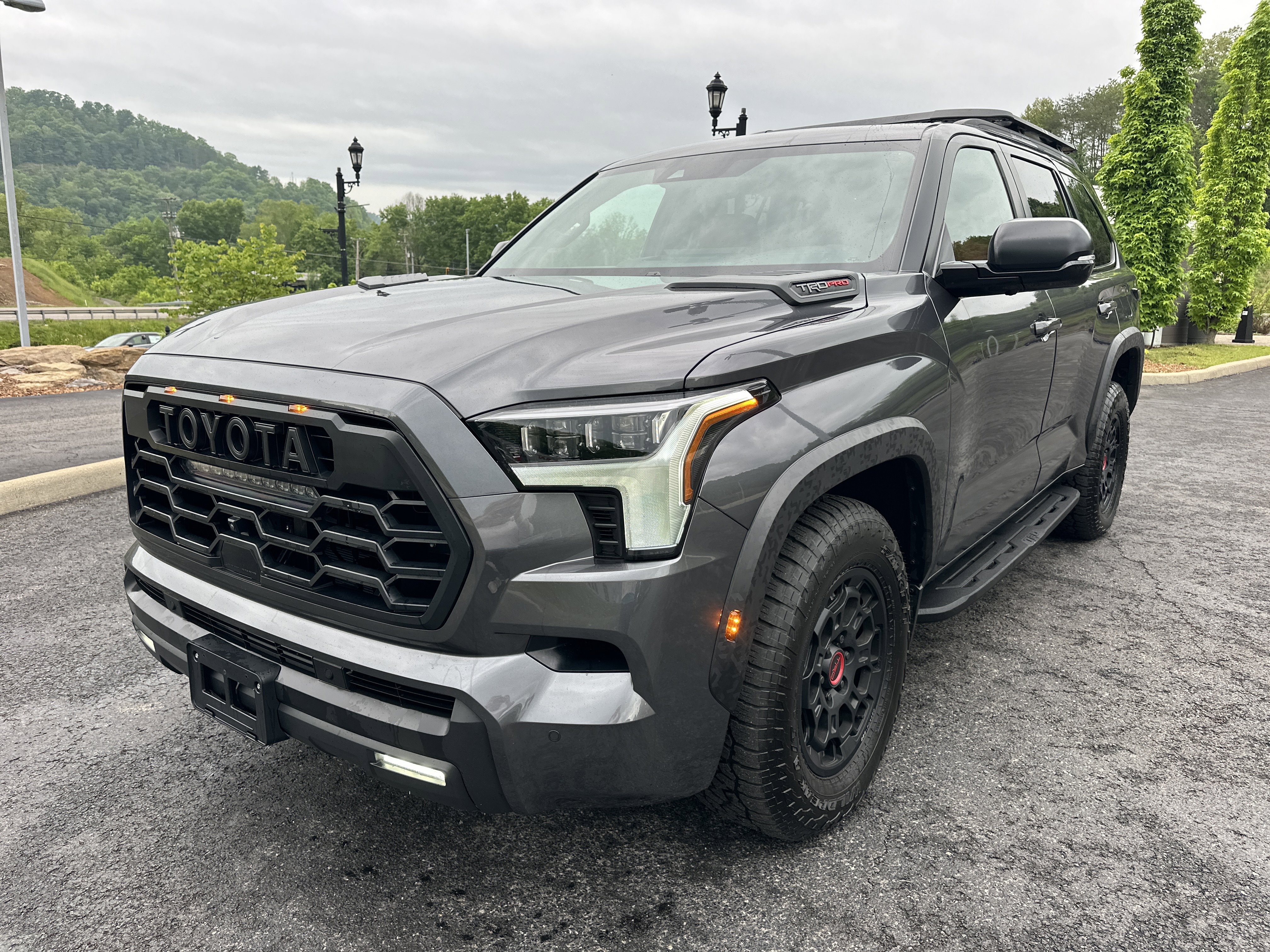 Used 2026 Toyota Sequoia TRD Pro w/ TRD Performance Package (TMS) AWD/4WD image 3
