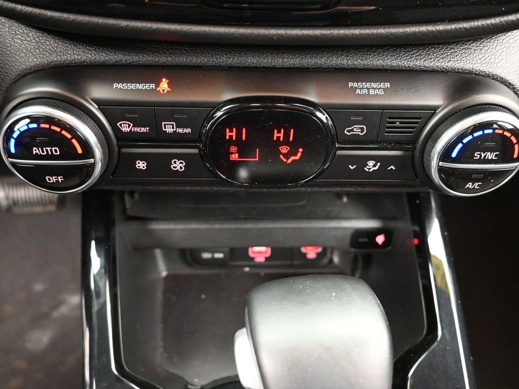 Used 2020 Kia Soul EX image 17