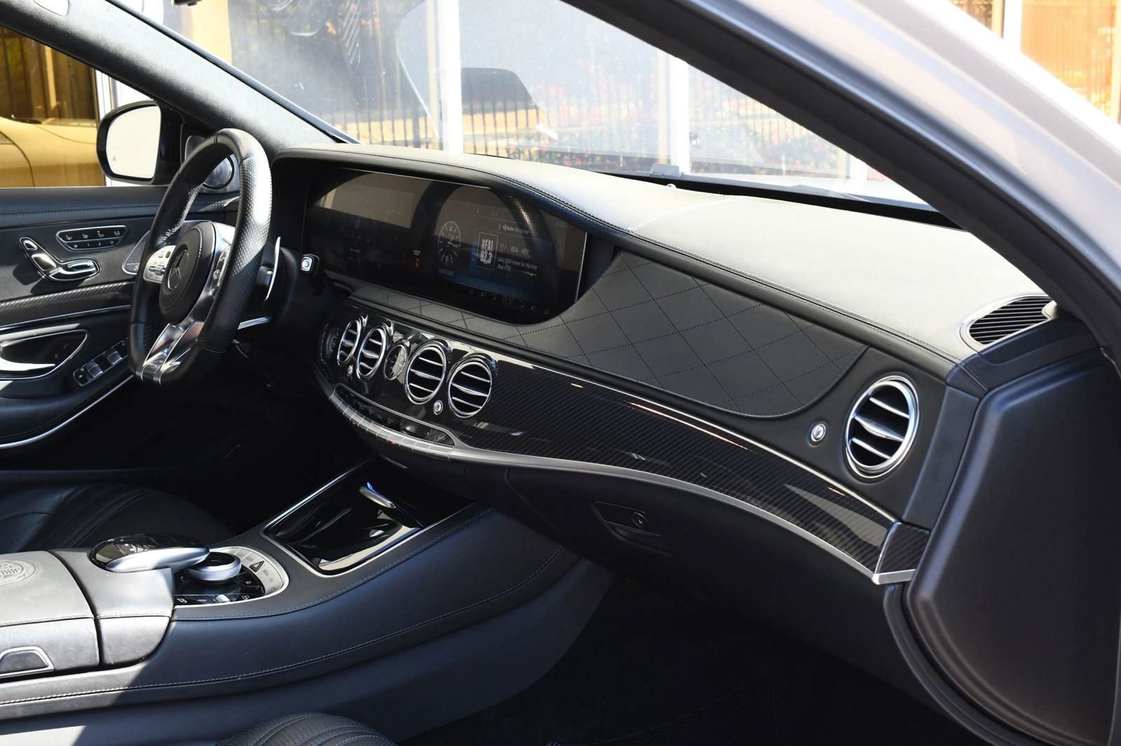 Used 2018 Mercedes-Benz S 63 AMG S 4MATIC Sedan image 39