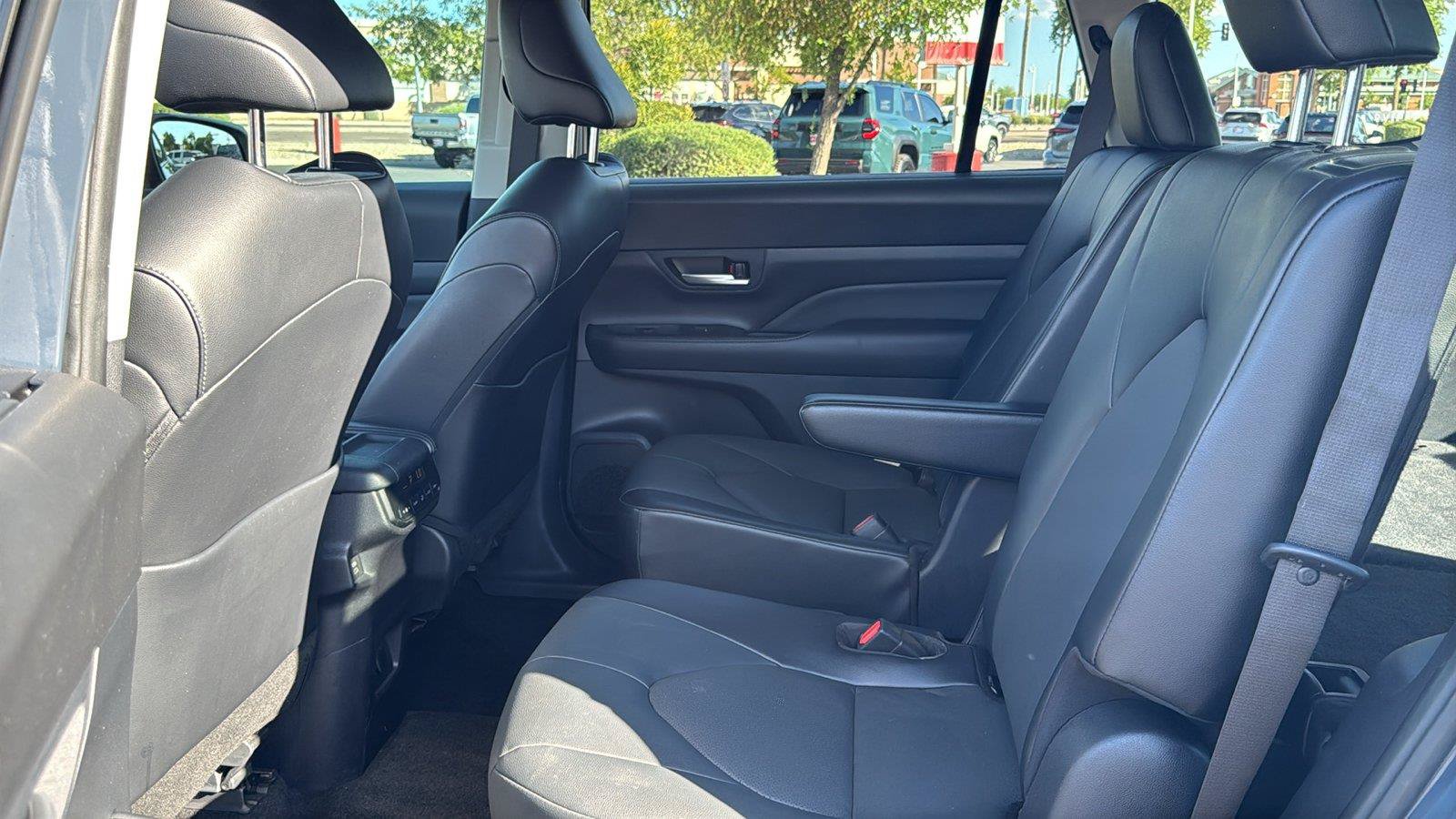 Used 2024 Toyota Grand Highlander FWD image 29