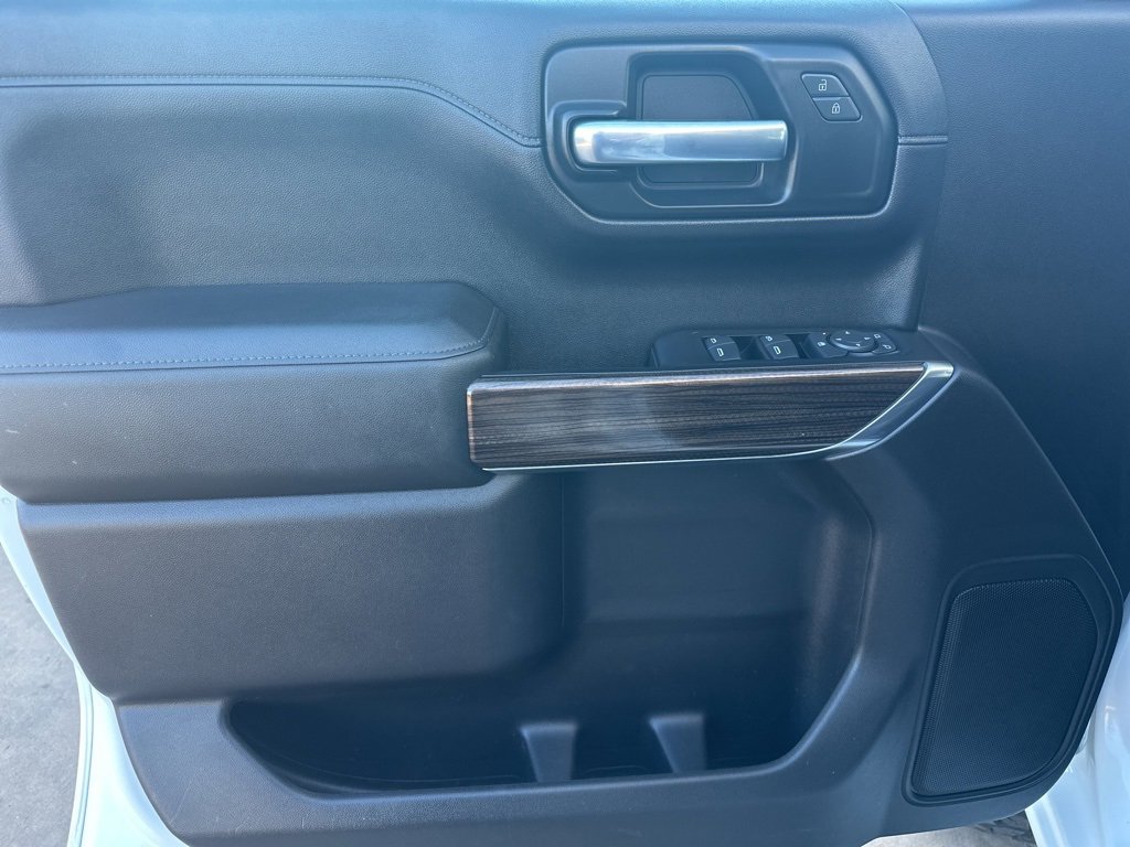 Used 2020 Chevrolet Silverado 1500 LT w/ All-Star Edition image 17