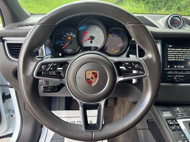 Used 2016 Porsche Macan S AWD/4WD image 19