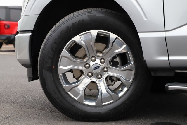 Used 2021 Ford F150 Platinum w/ Trailer Tow Package image 2