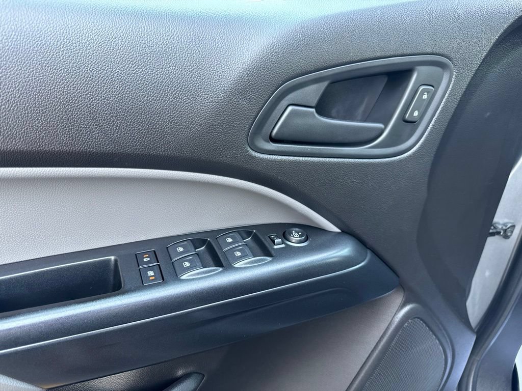 Used 2018 Chevrolet Colorado W/T w/ WT Convenience Package RWD image 13