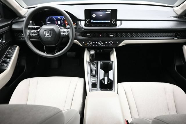 Used 2025 Honda Accord SE image 12