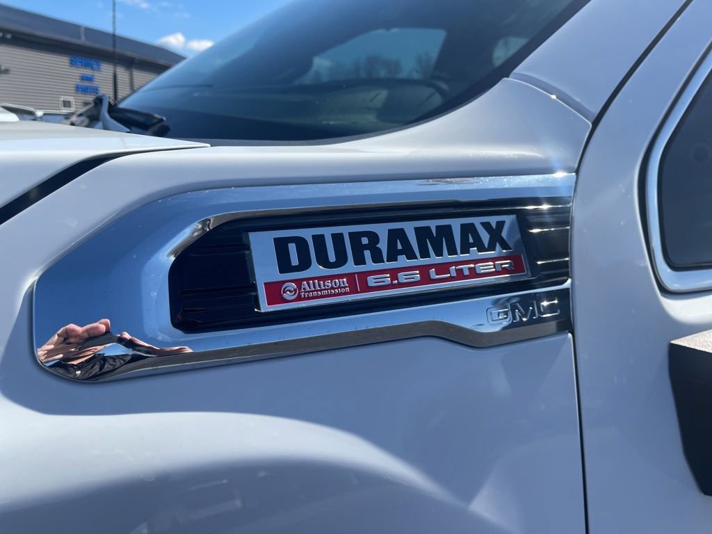 Used 2021 GMC Sierra 3500 Denali w/ Denali Ultimate Package image 12