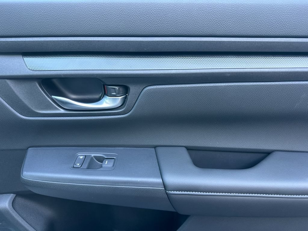 Used 2025 Honda CR-V LX image 21