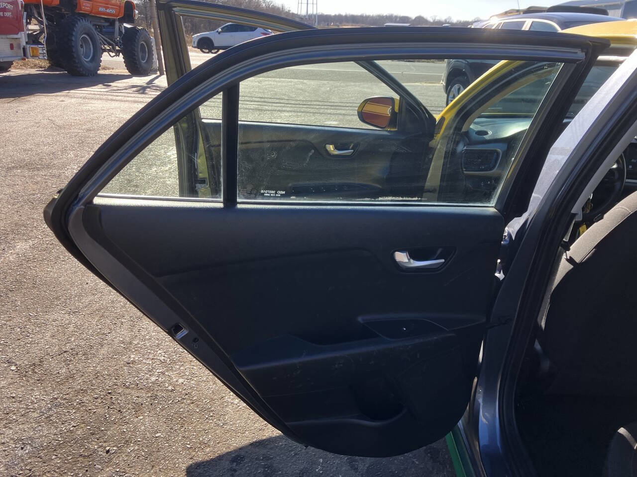 Used 2019 Kia Rio S image 16