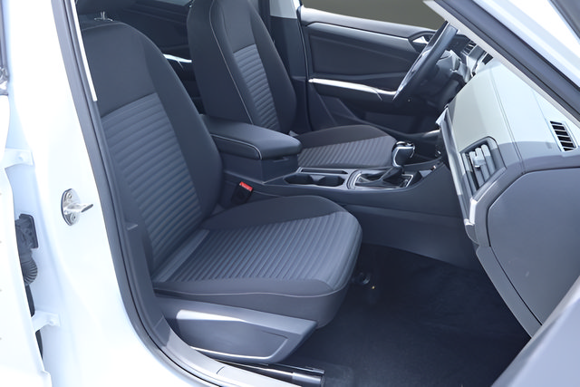 Certified 2024 Volkswagen Jetta S FWD image 19