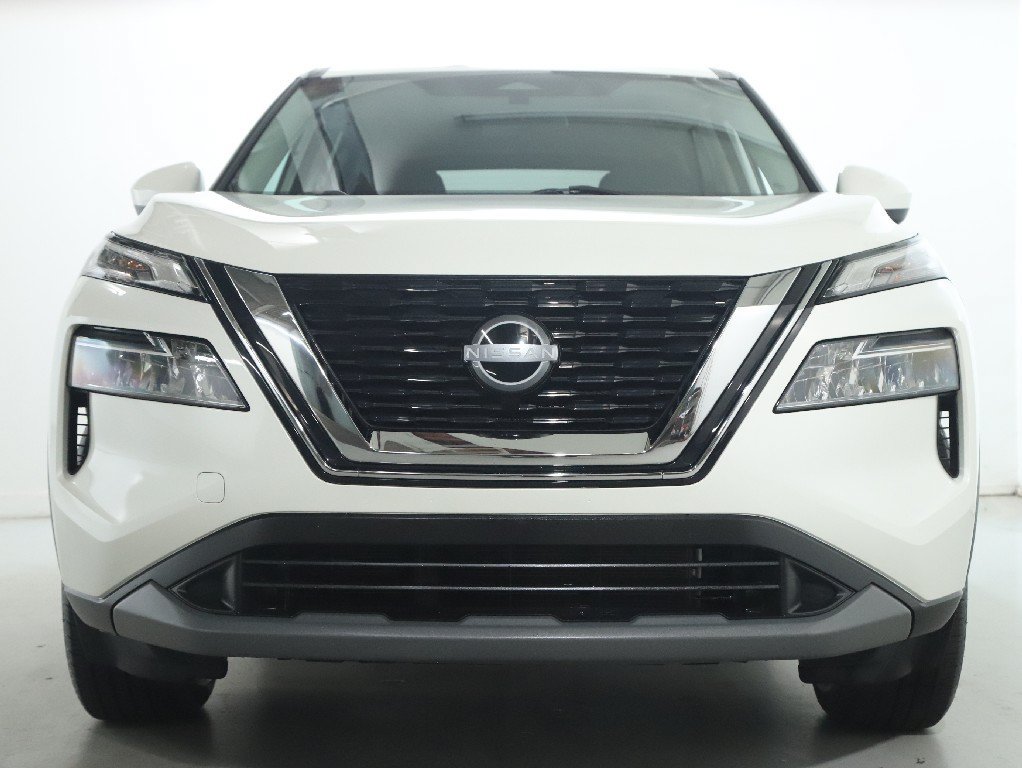 Used 2023 Nissan Rogue SV AWD/4WD image 6