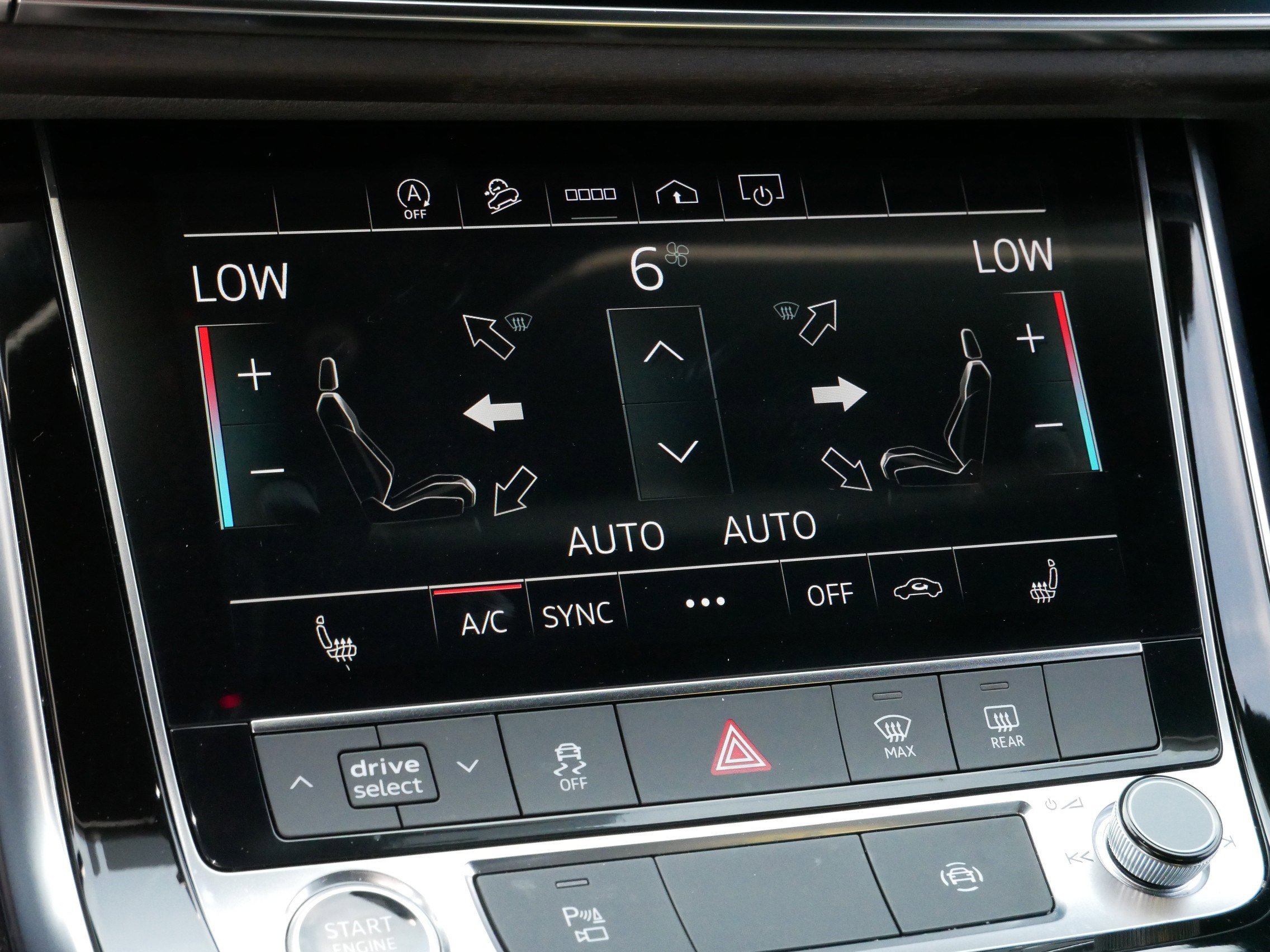 Used 2023 Audi Q8 Premium image 23