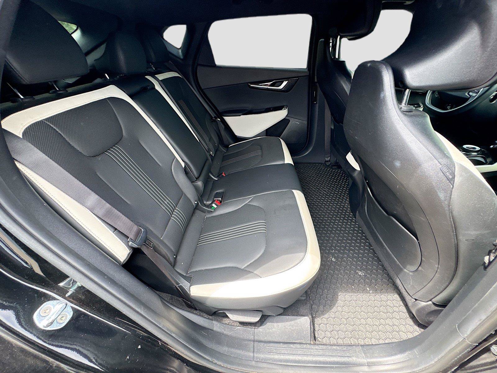 Used 2022 Kia EV6 GT-Line RWD image 14