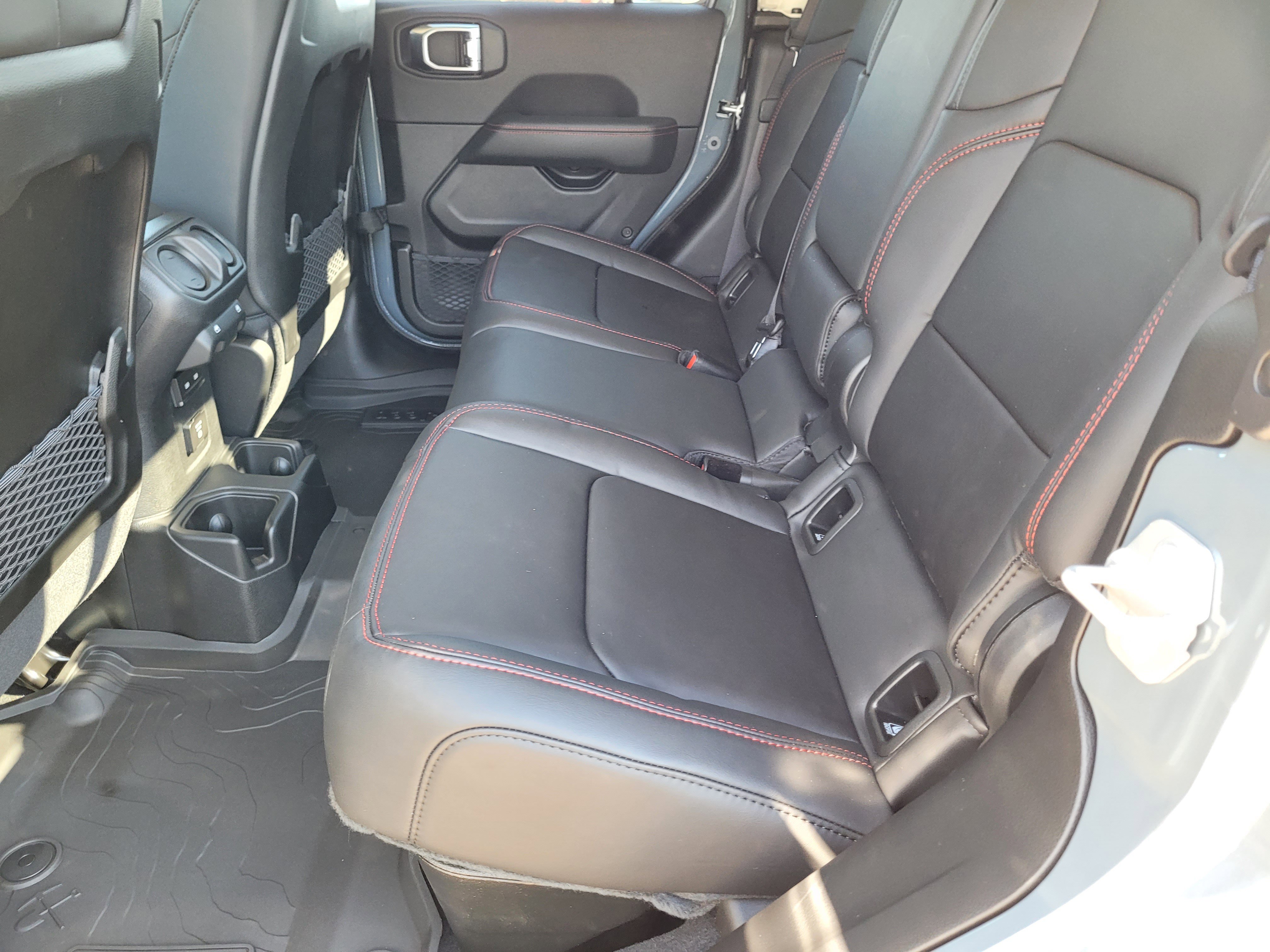 New 2025 Jeep Gladiator Rubicon w/ Convenience Group image 11