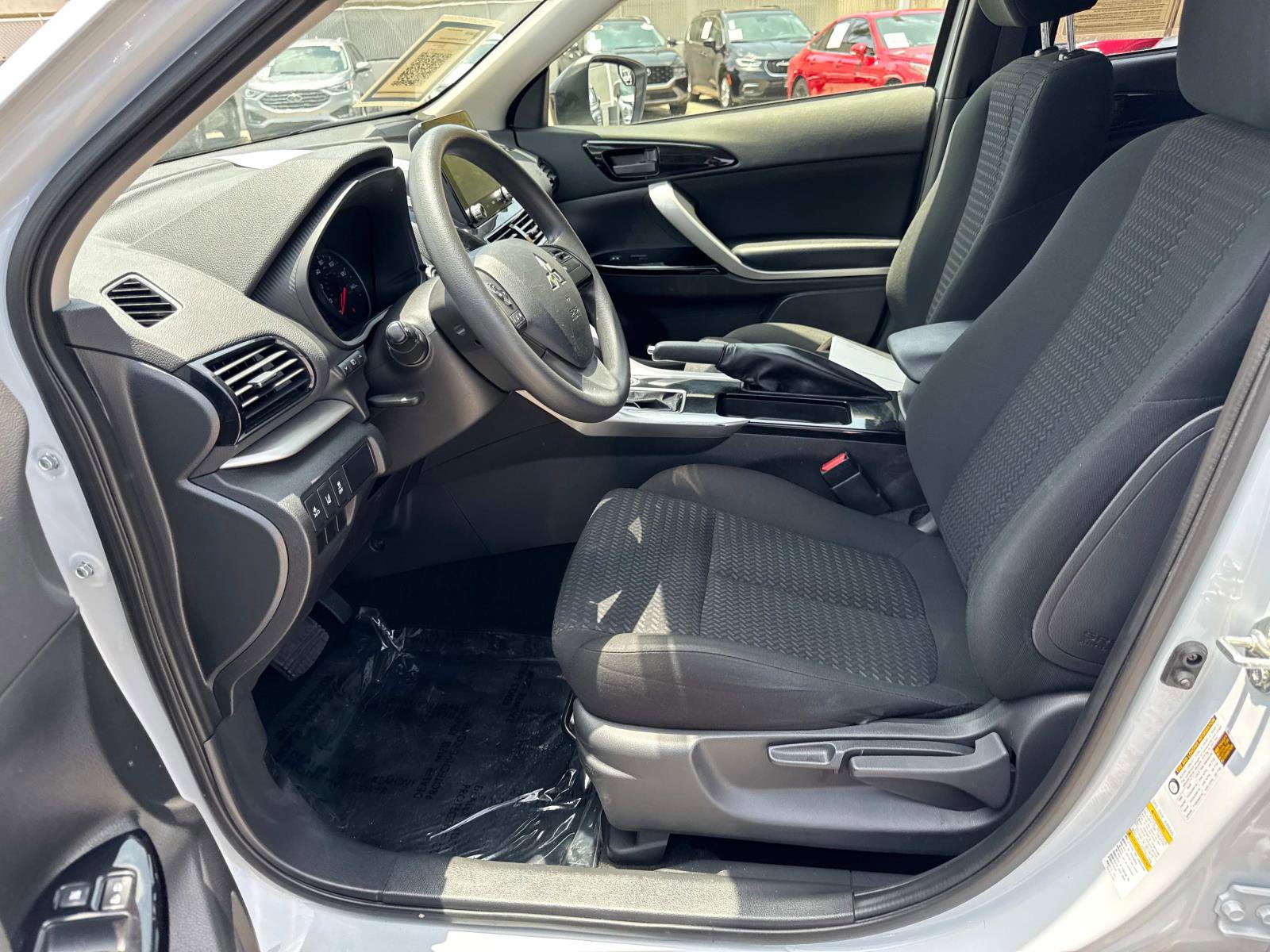 Used 2024 Mitsubishi Eclipse Cross LE image 16