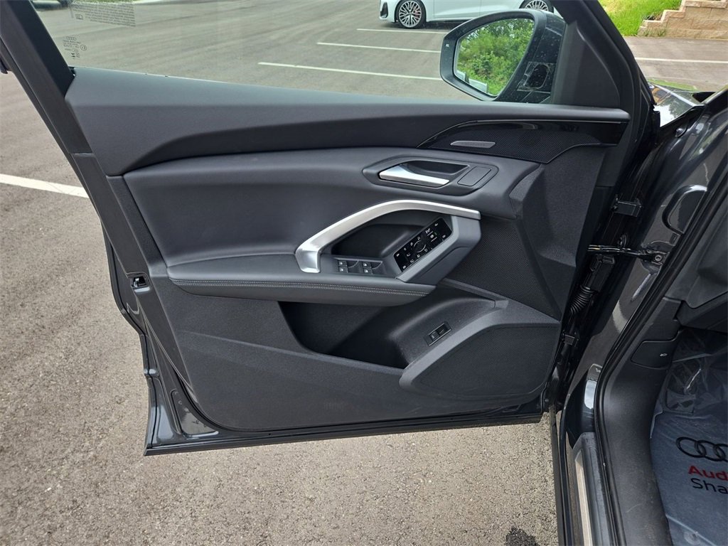 New 2025 Audi Q5 Premium Plus image 12