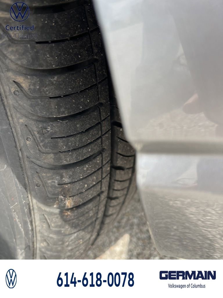 Used 2025 Volkswagen Jetta Sport image 14