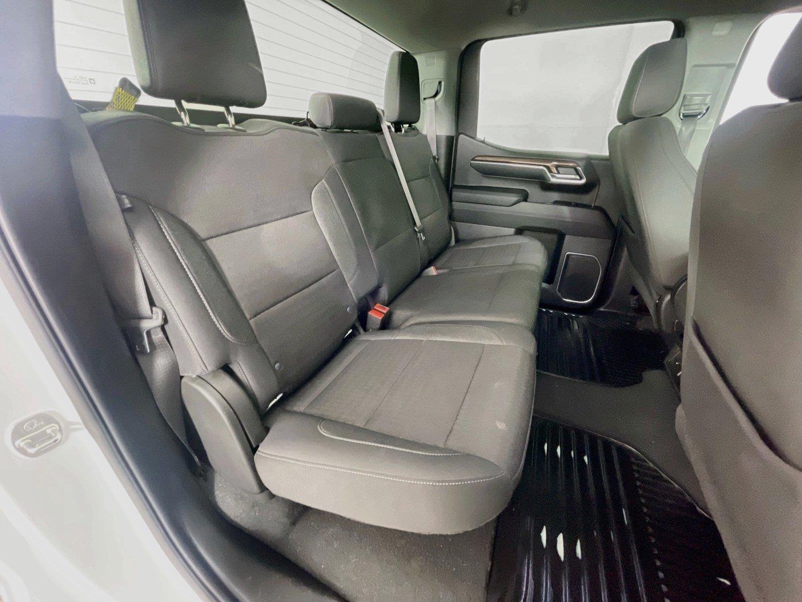 Used 2024 Chevrolet Silverado 1500 LT AWD/4WD image 29