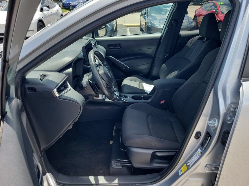 Used 2024 Toyota Corolla Cross AWD Hybrid image 12