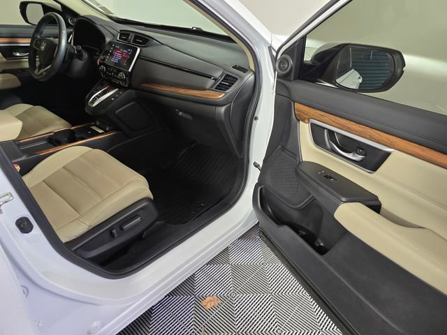 Used 2020 Honda CR-V Touring image 12