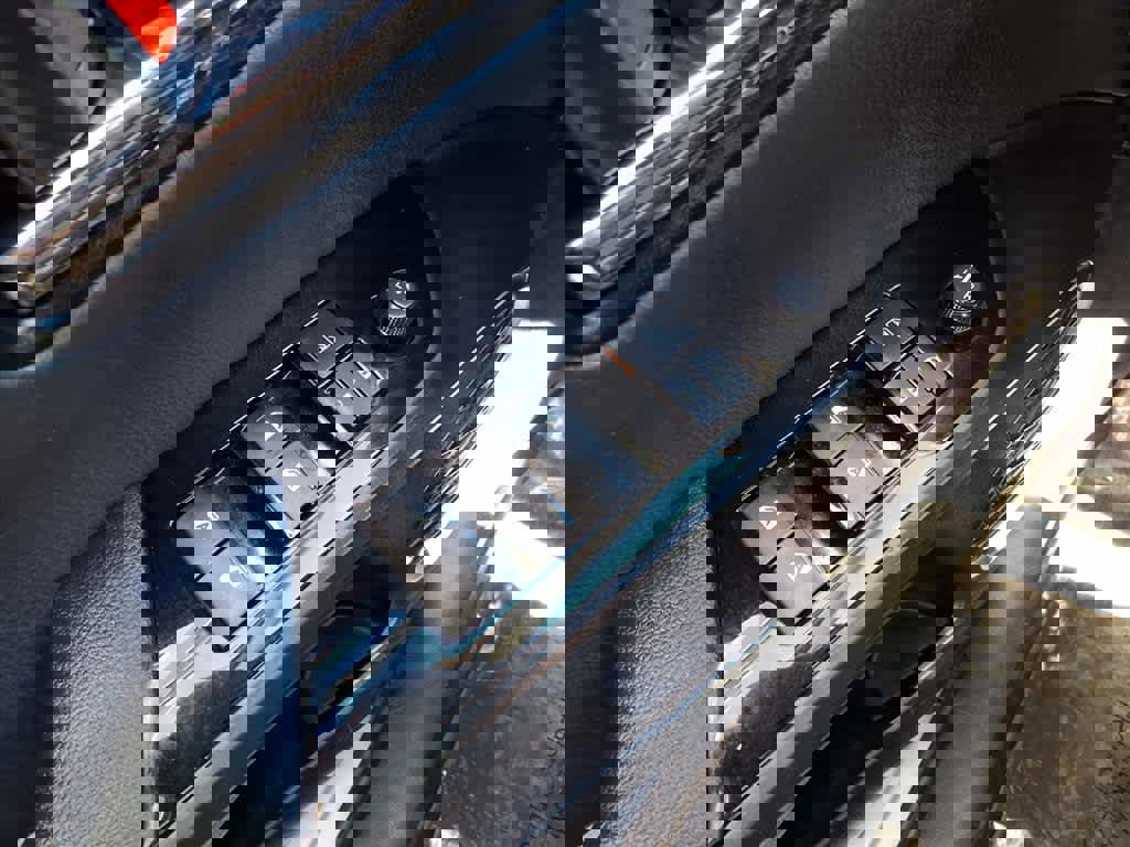 Used 2018 Toyota Prius Prime Plus image 16