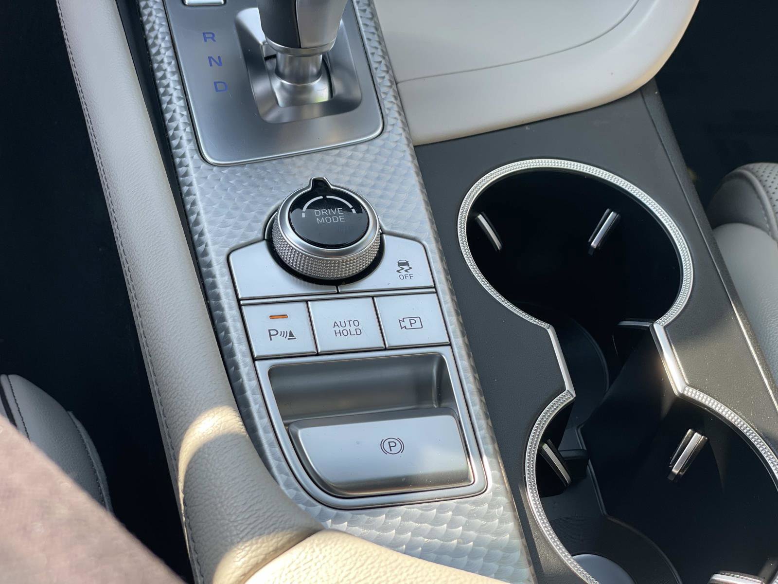 Used 2023 Genesis G70 3.3T w/ Sport Advanced Package image 16