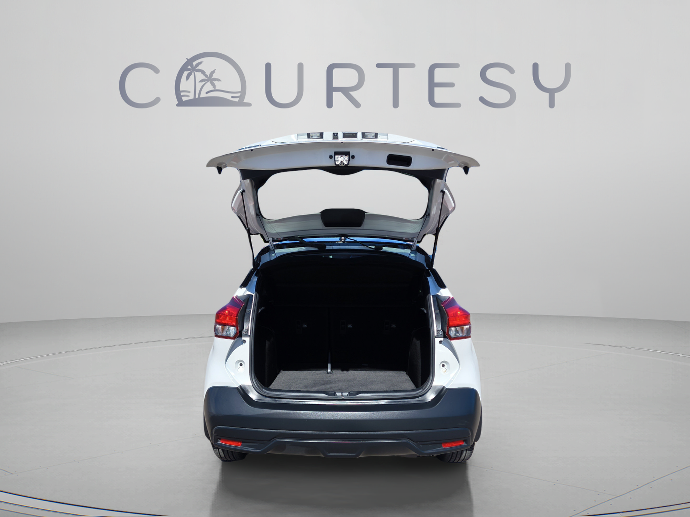 Certified 2019 Nissan Kicks SV FWD image 11