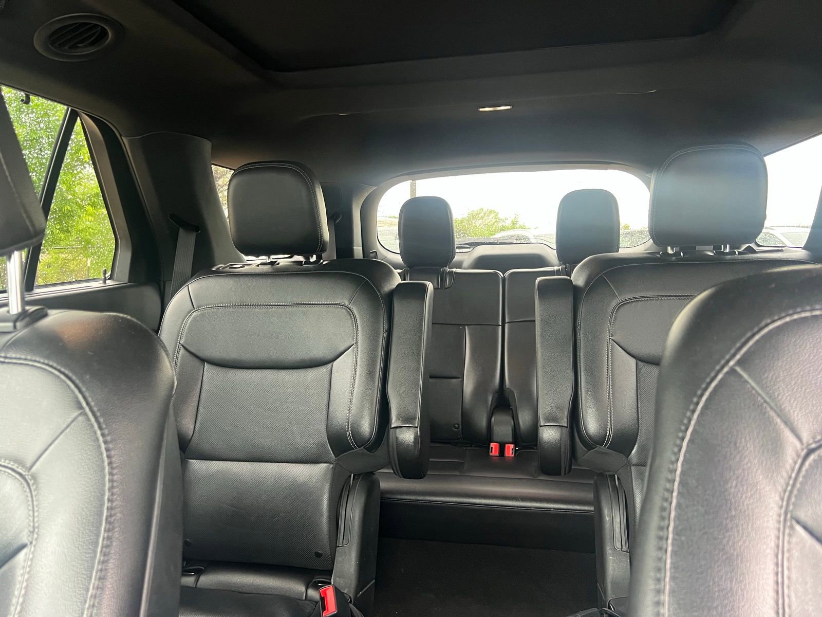 Used 2020 Ford Explorer Limited RWD image 38