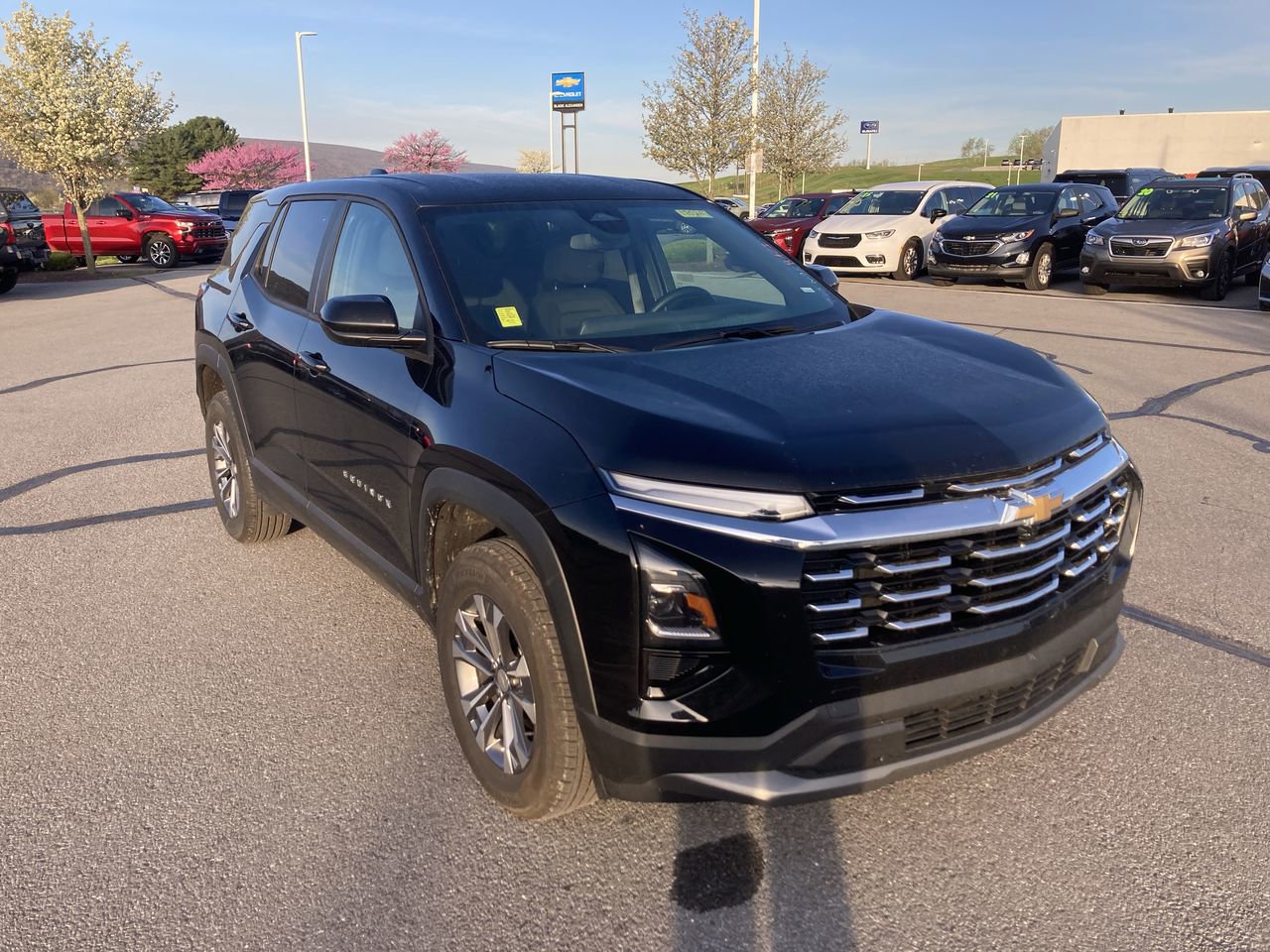 Used 2026 Chevrolet Equinox LT AWD/4WD image 1
